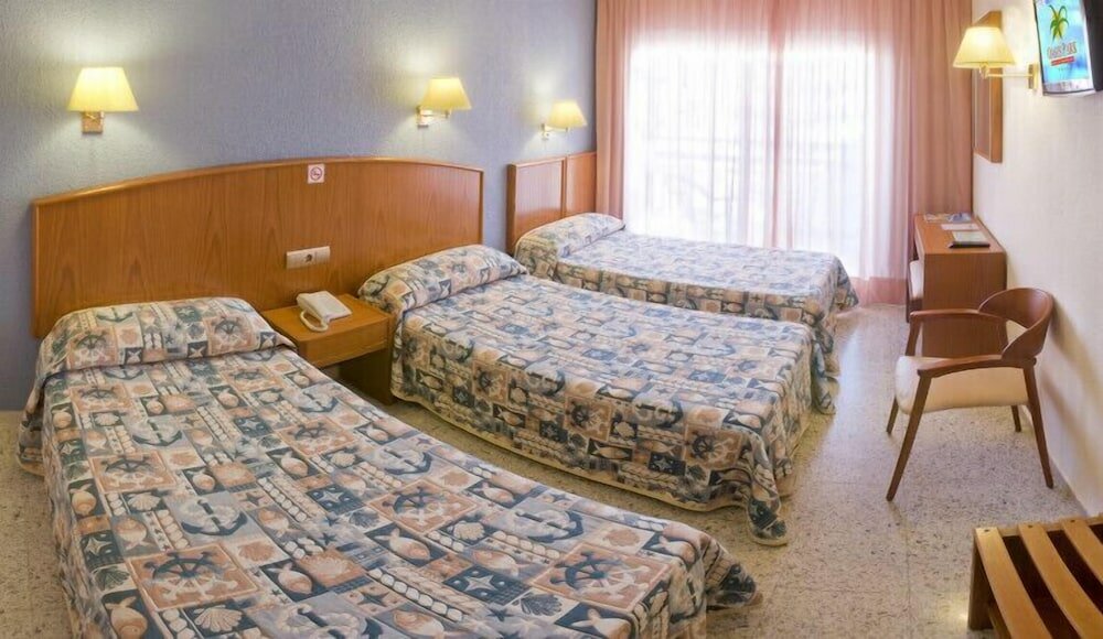 Фото Oasis Park Junior Suites