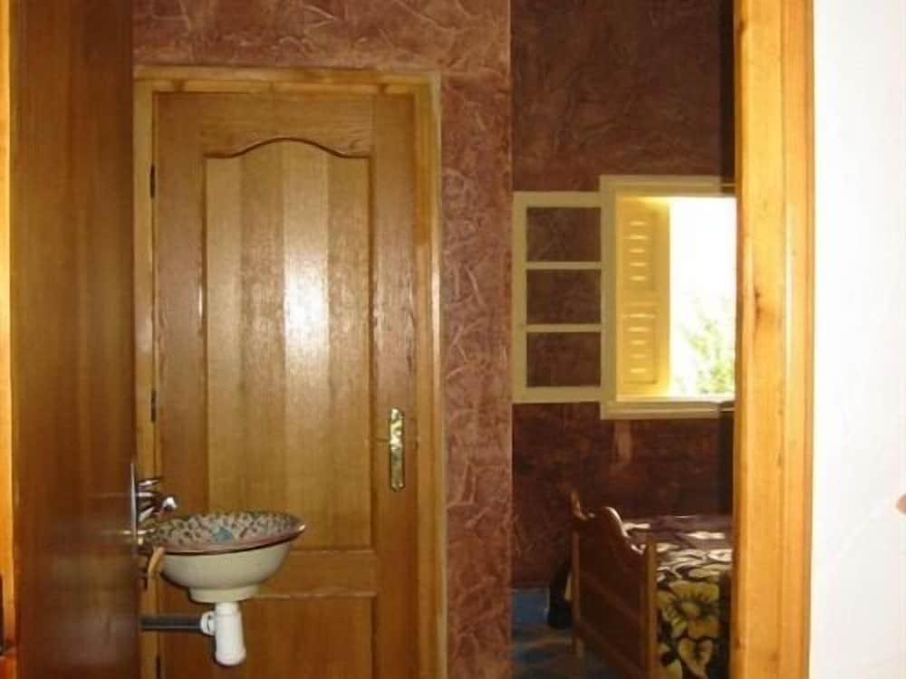 Фото Complexe Collier D'Ambre