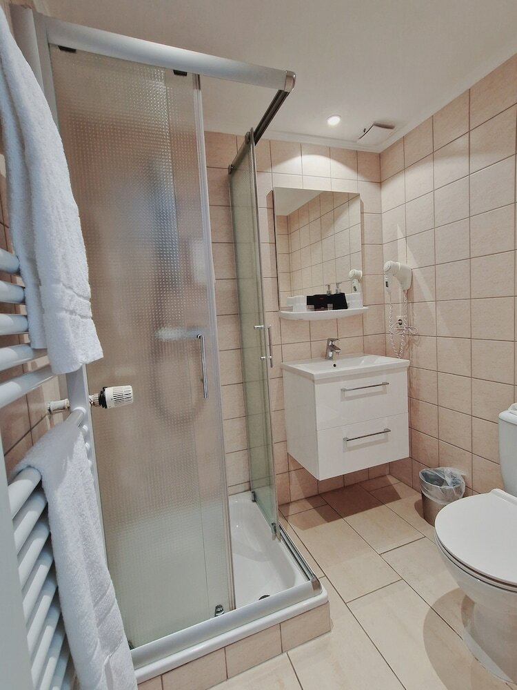 Фото Bivius Eat & Sleep