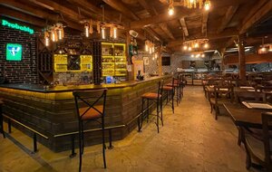 Zest Hookah Lounge (Nevşehir, Nevşehir Merkez, Göreme Beldesi, Aydınlı-Orta Mah., Karşı Bucak Cad.), restaurant