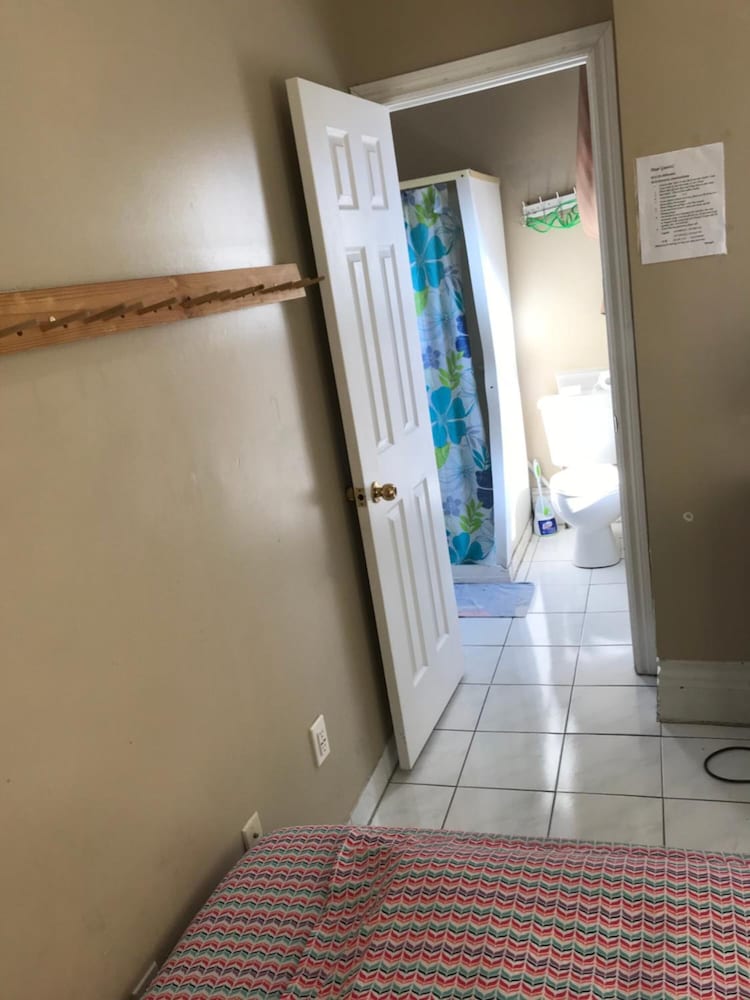 Фото Toronto Travellers Home