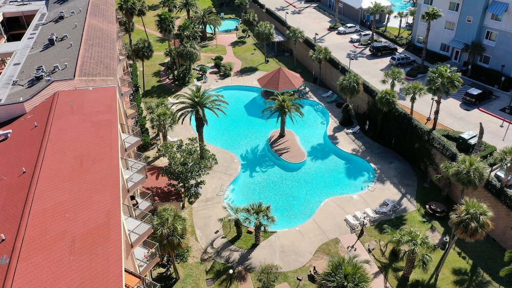 Фото Maravilla Seawall Condos by Ab Sea