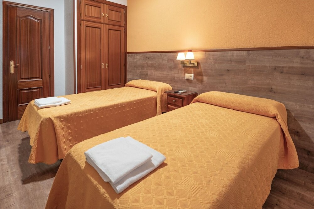 Фото Hostal Edreira