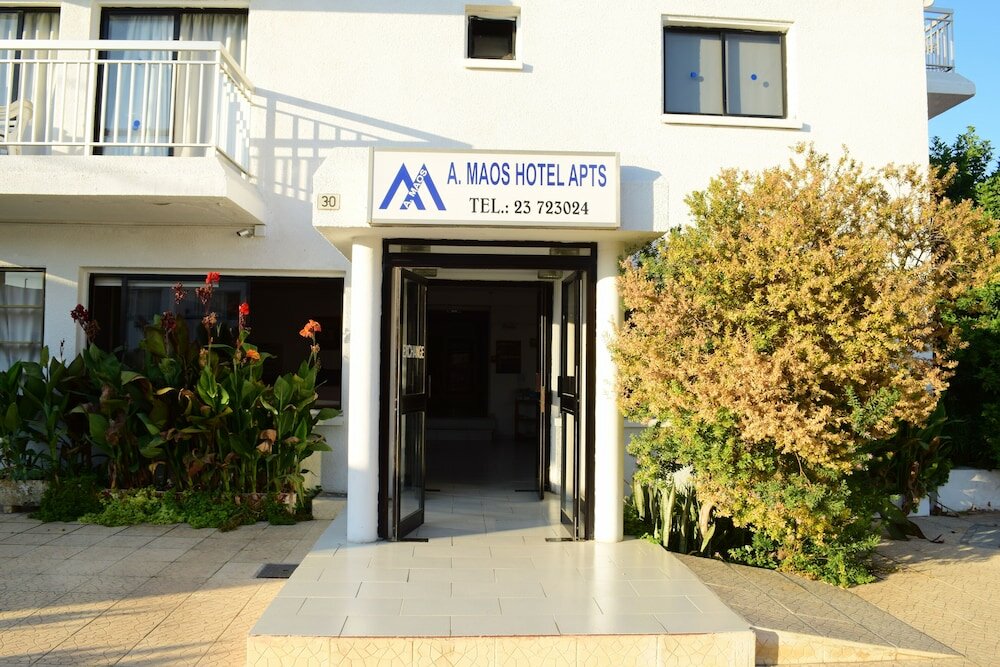 Фото A. Maos Hotel Apartments