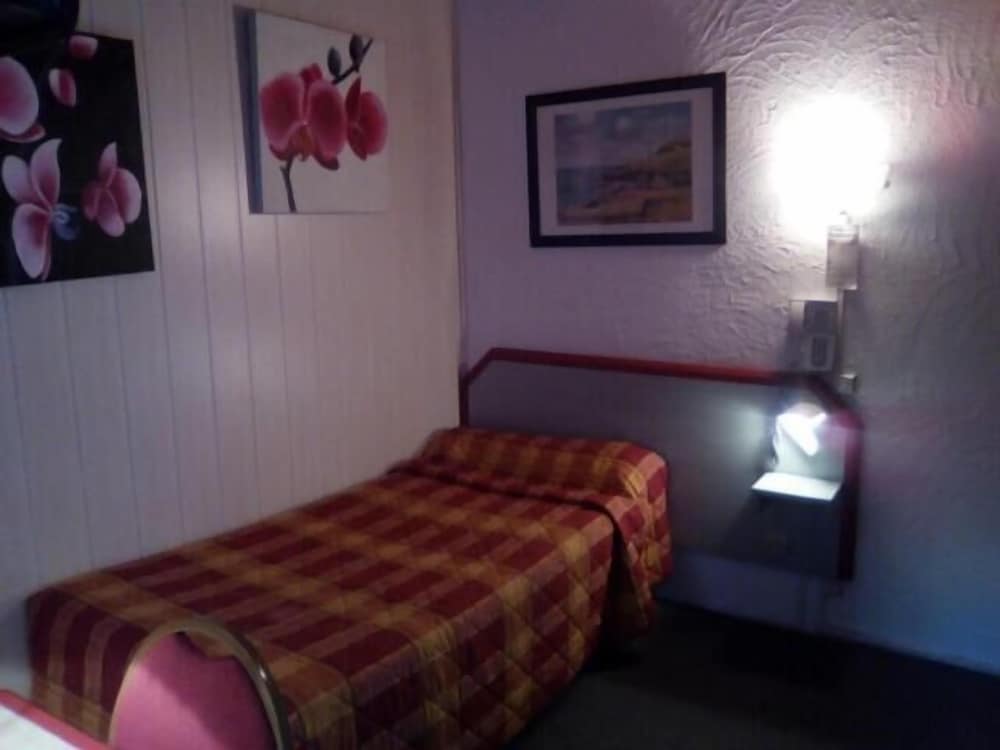 Фото Hôtel Beauséjour