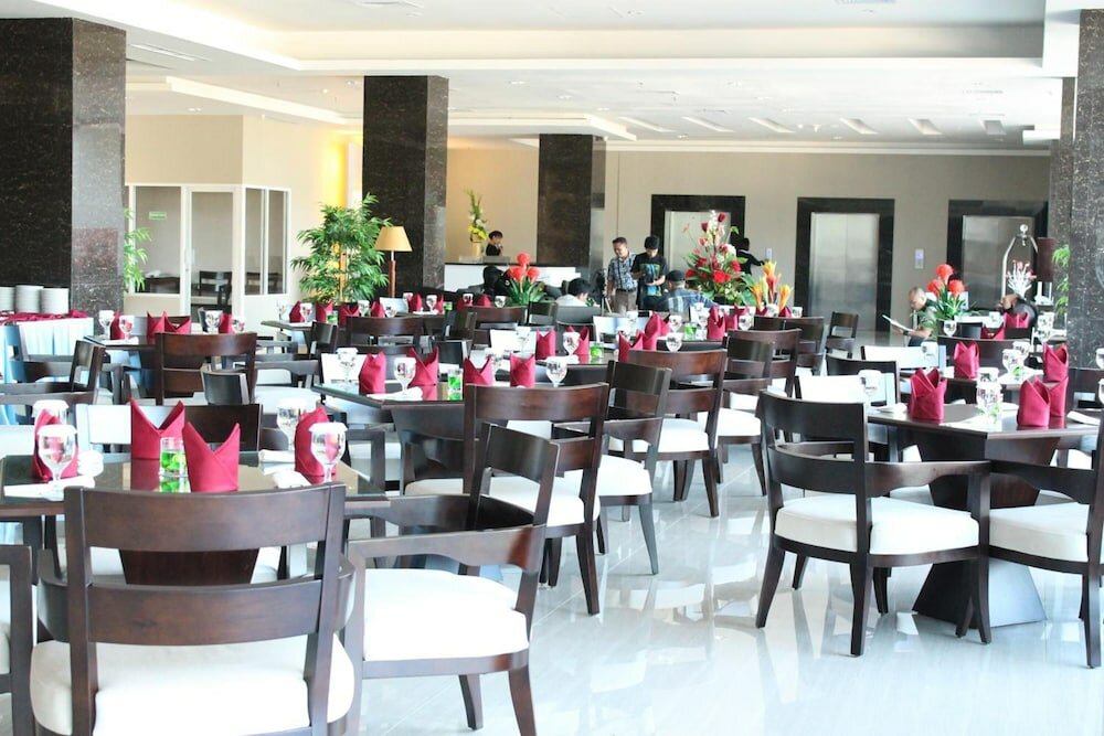 Фото Maqna Hotel