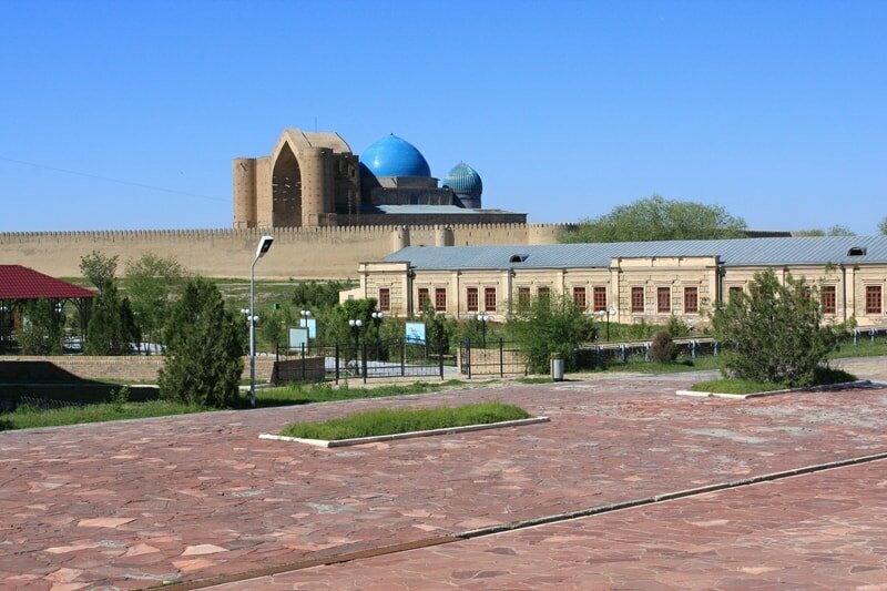 Museum S. Yerubaev Literary and Cultural Museum, Turkestan, photo