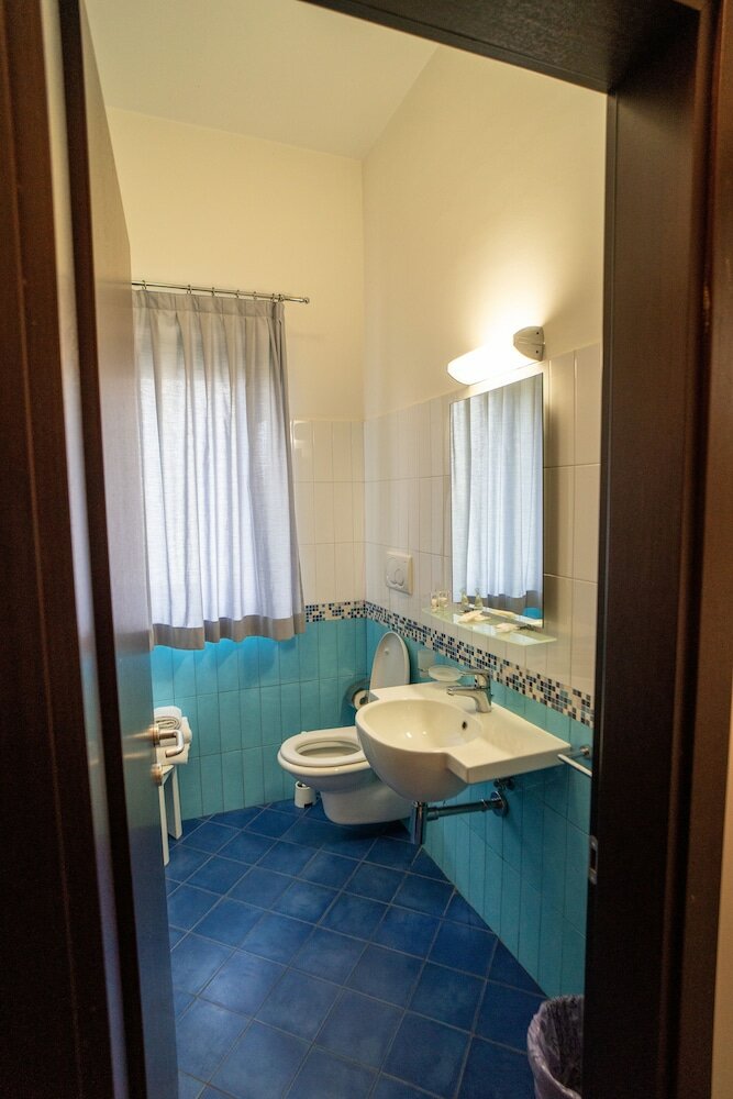 Фото Hotel Insteia