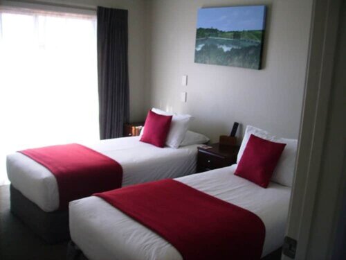 Гостиница Albert Court Motor Lodge в Гамильтоне