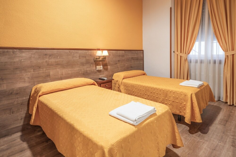 Фото Hostal Edreira