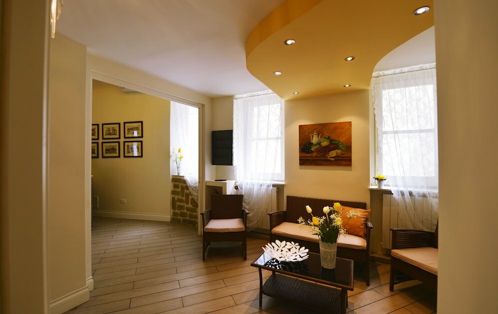 Фото 174 VIA Roma