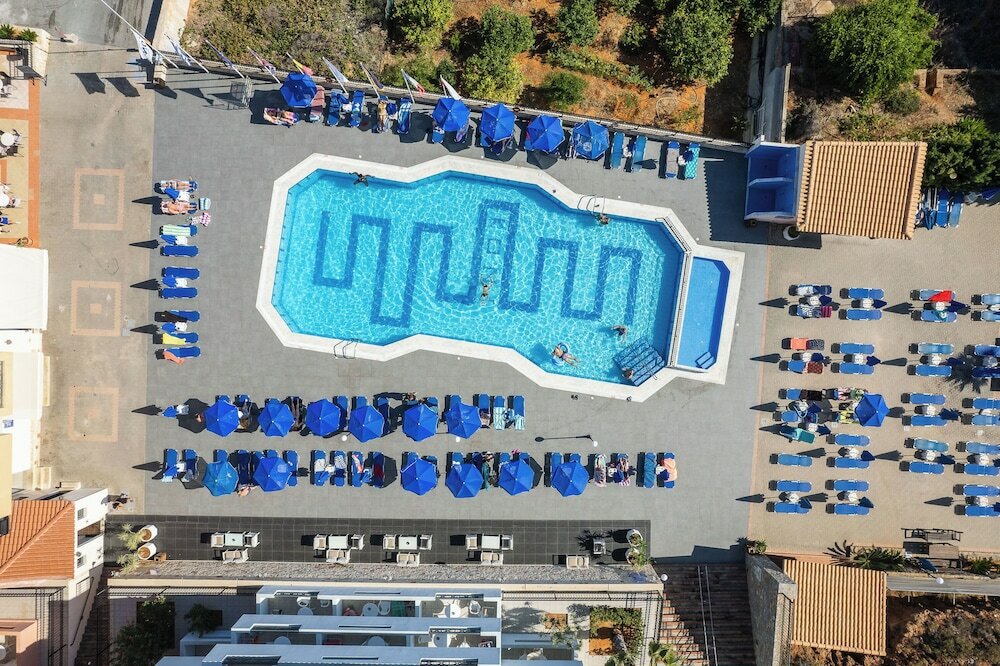 Фото Koni Village Hotel