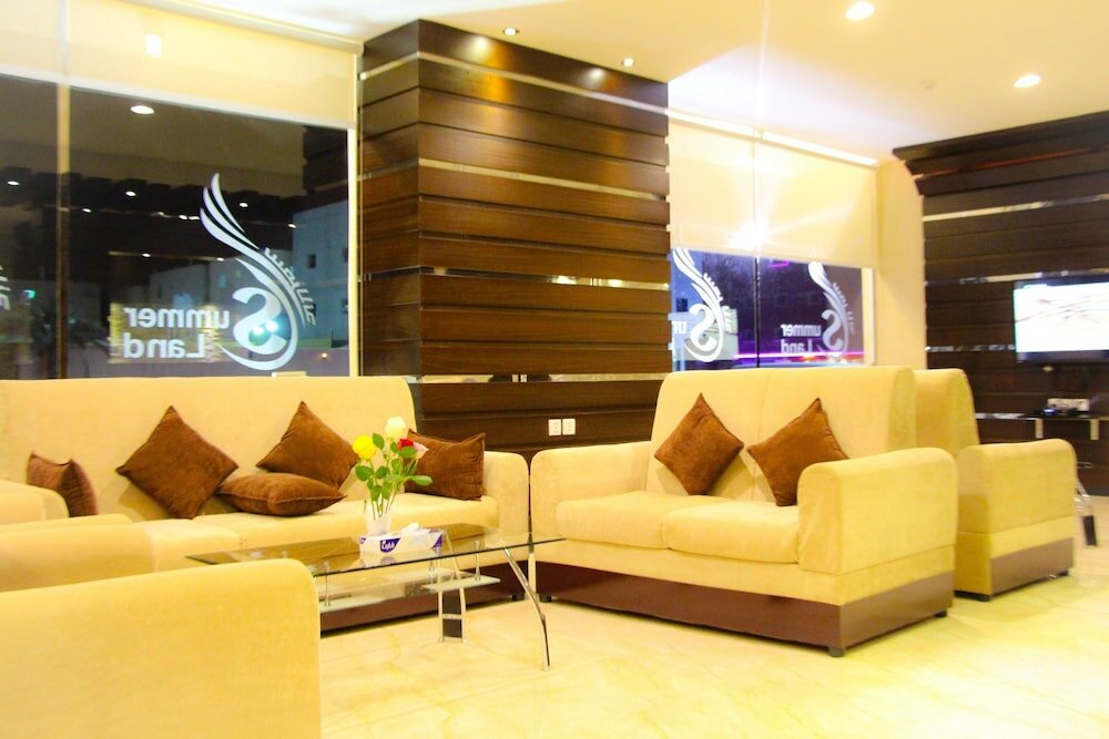 Фото Summerland Suites