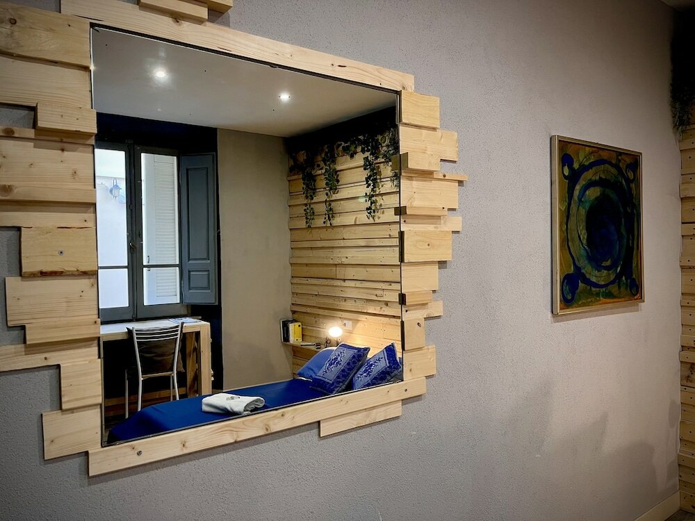 Фото Urban Blue Guest House