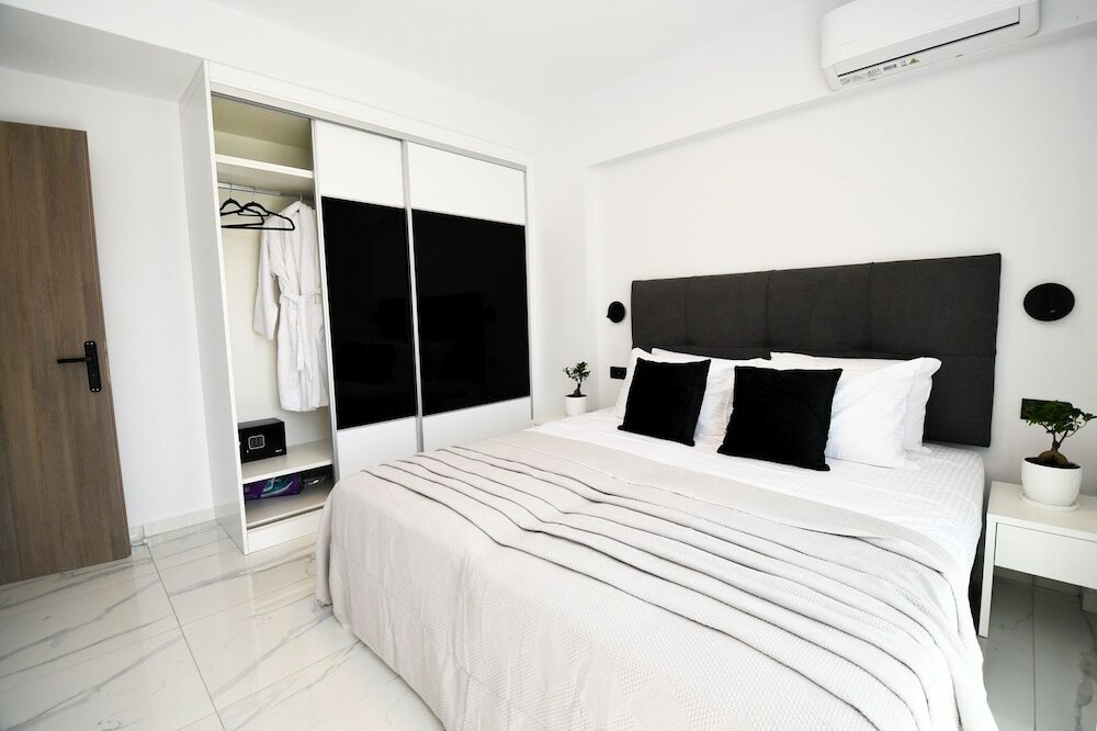 Фото Sun White Villa