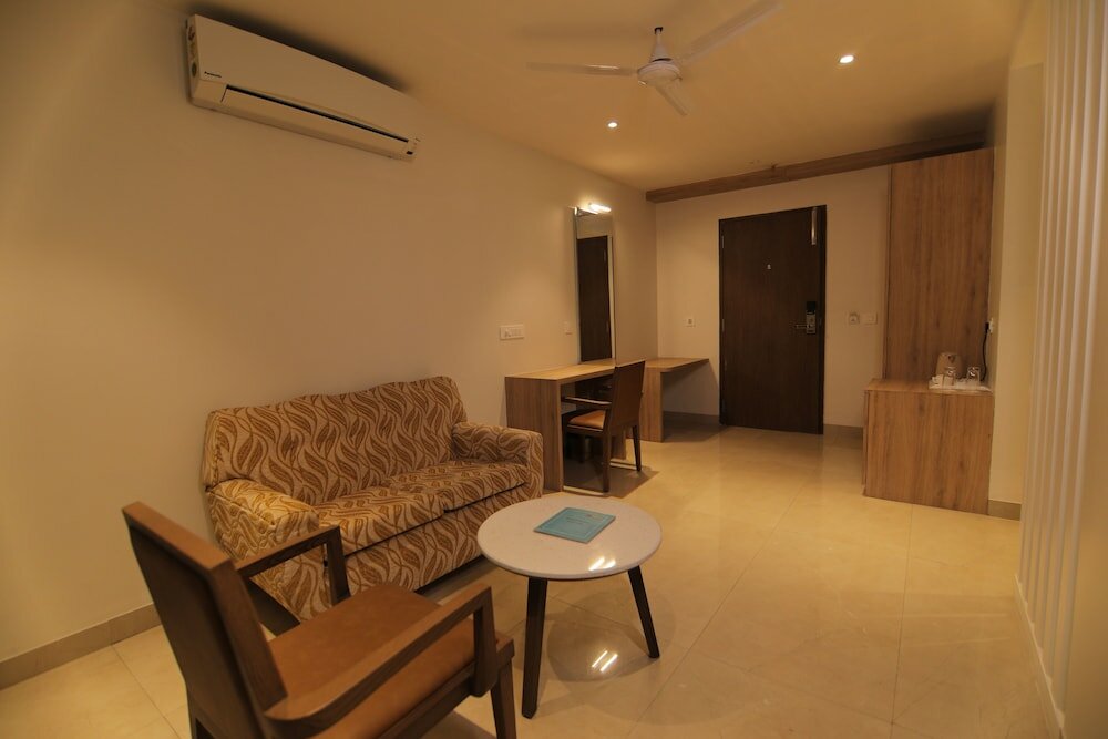 Фото Hotel Mumbai House Express