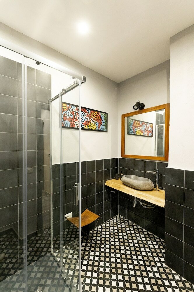 Фото Urban Blue Guest House