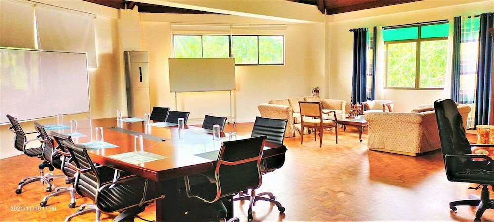 Фото Chateau Bleu Resort