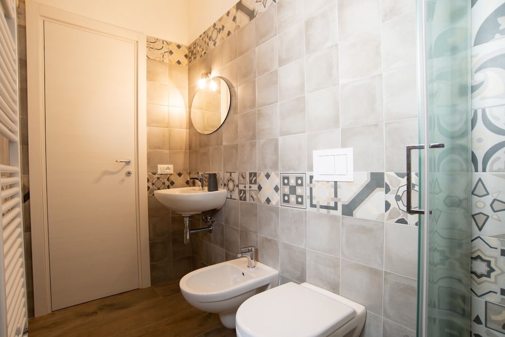 Фото Sunhouse Rooms