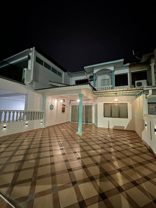 Гостиница Baba & Charlie Homestay