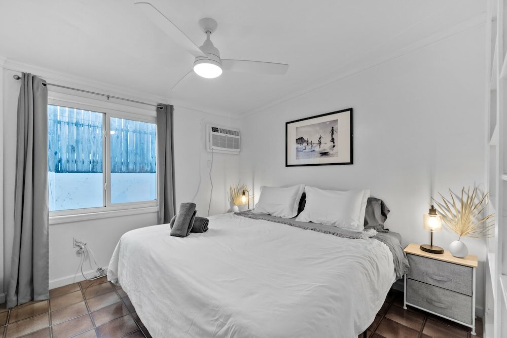 Фото Chateau Michael Luxury Brickell Villa with Pool