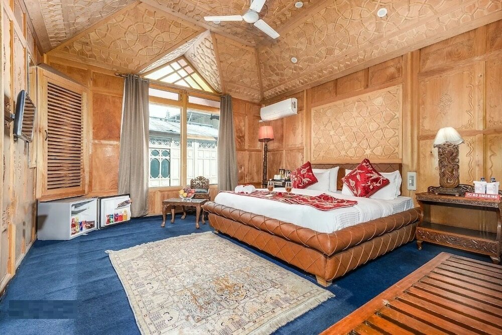 Фото Prince of Kashmir Luxury Houseboat