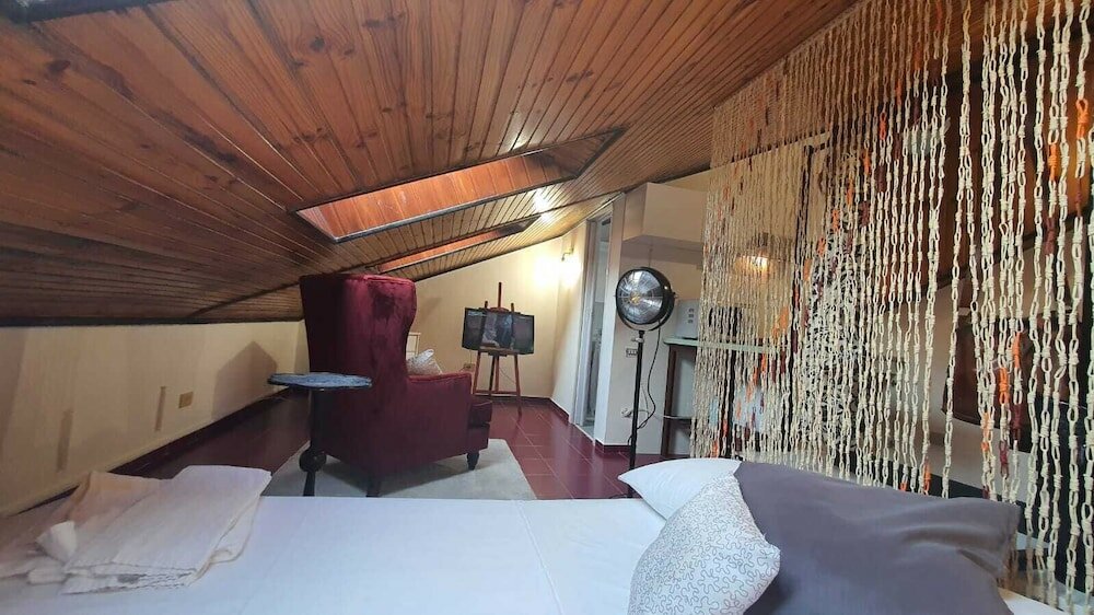 Фото Mercanti Attic Version