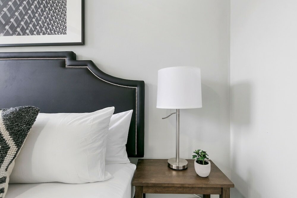 Фото 3br Apt near Shops Dining and DePaul