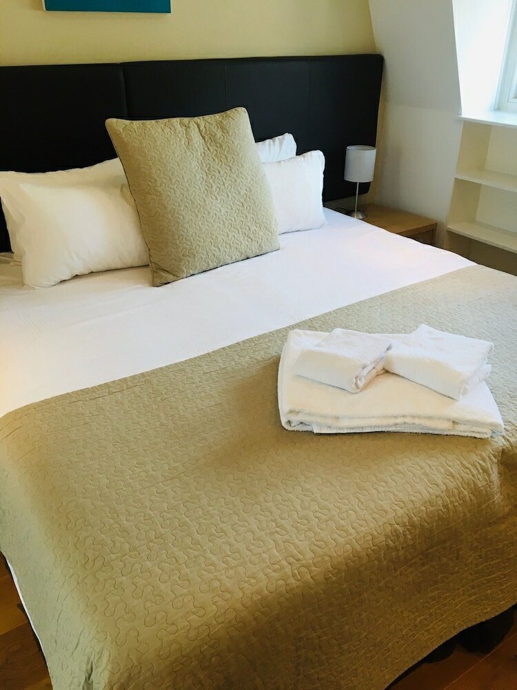 Фото My-Canning Street Apartments