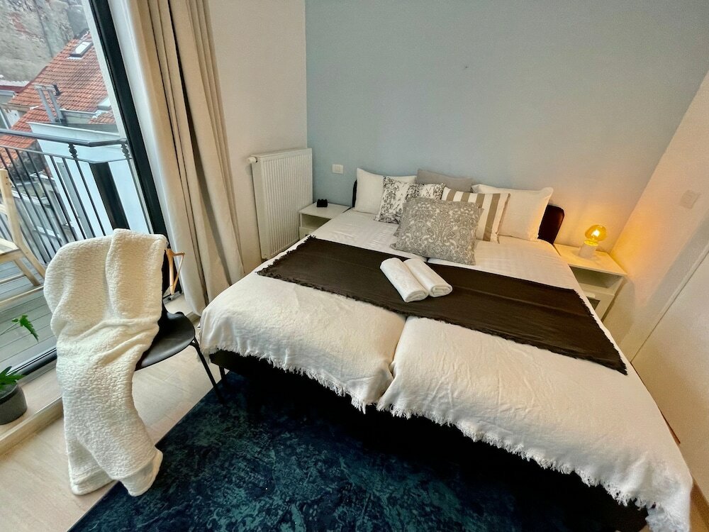 Фото One Lux Stay near Fashion District