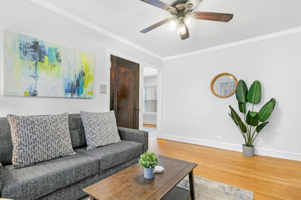Фото Chicago Vibe 1br apt near Roscoe Village