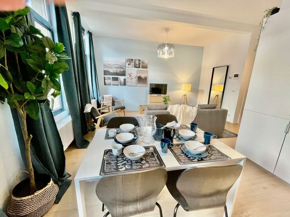 Фото One Lux Stay near Fashion District