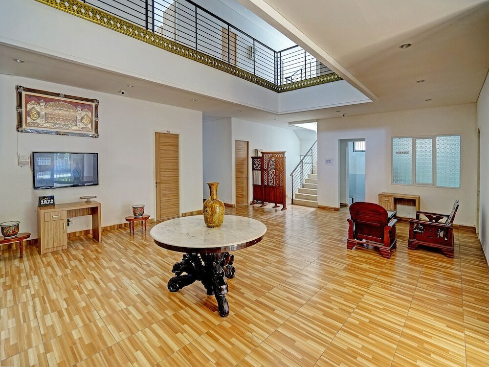 Фото 128193586048