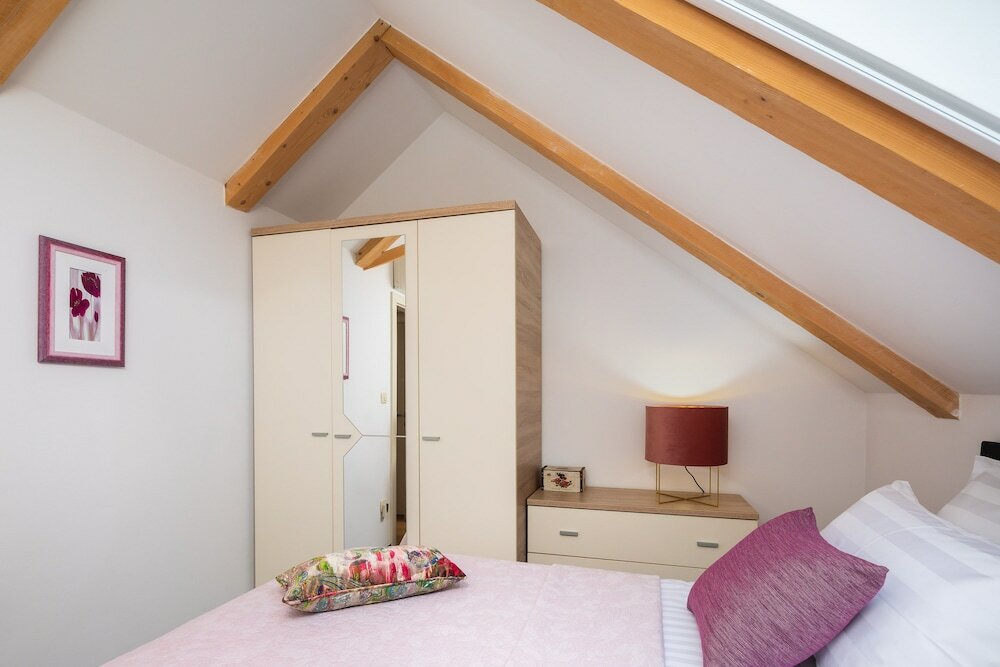 Фото Romantic apartment in the attic