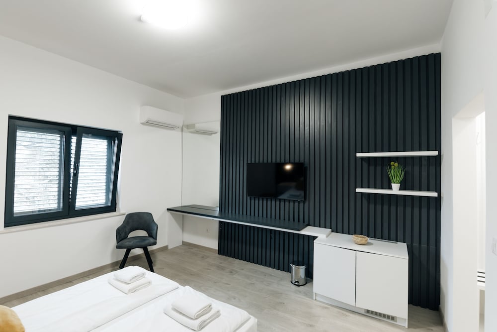 Фото Boutique Suites Joyce Medulin