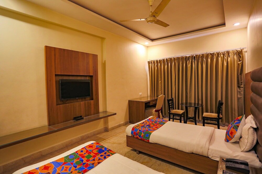Фото Fabhotel Surya