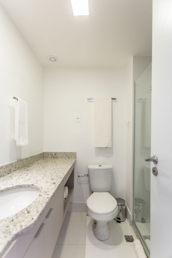 Фото Charlie Connect Partenon