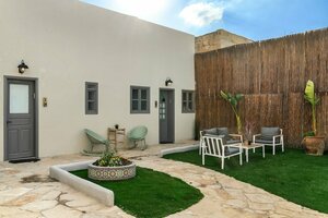 Гостиница Helios Boutique Suites by La Finca Hotel в Беэр-Шеве
