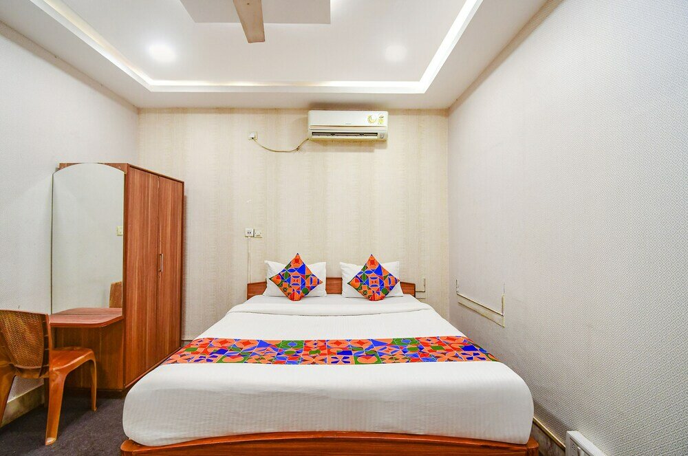 Фото Fabhotel Saltlake Regency