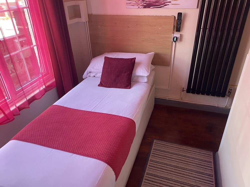 Фото The Railway Sleeper Lodge