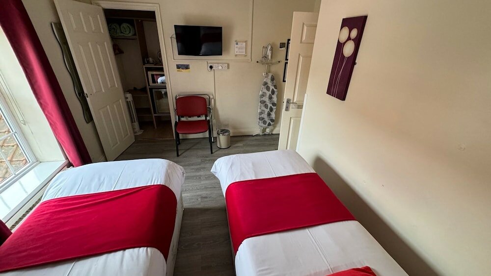 Фото The Railway Sleeper Lodge