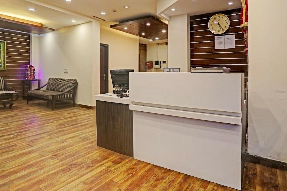 Фото Hotel Grand Tushar