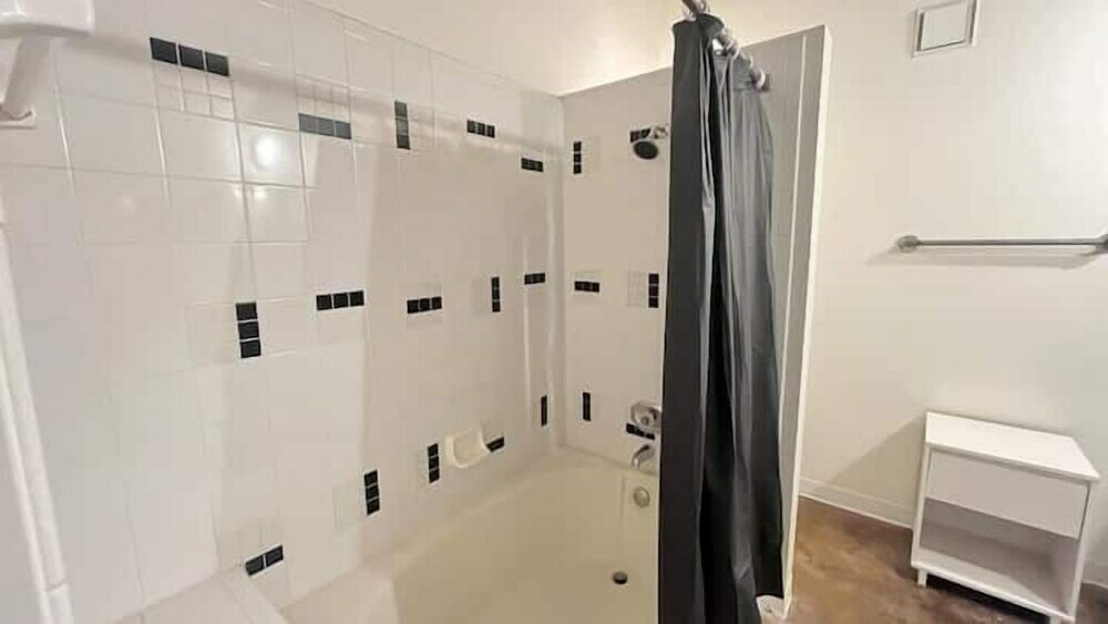 Фото Artistico-Styled Studio Loft Sleeps 5