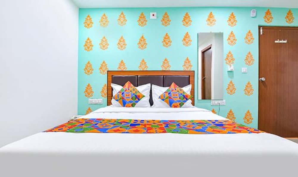 Фото Fabhotel Green Park