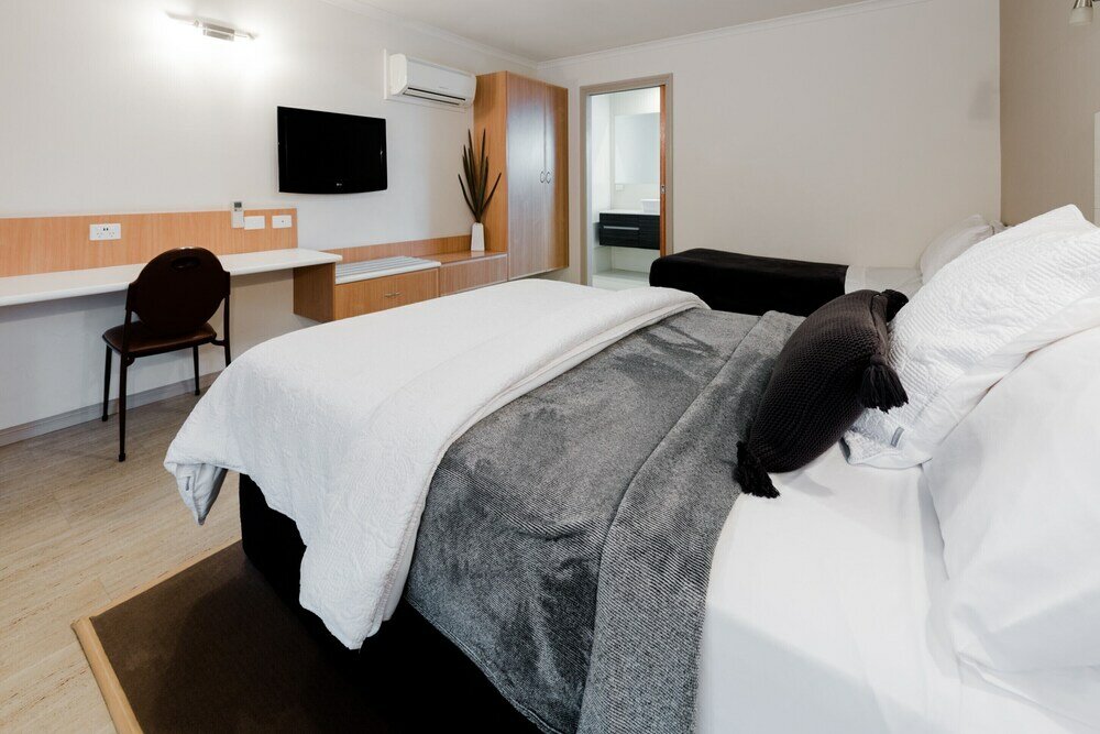 Фото Castlemaine Colonial Motel