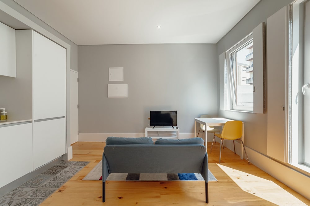 Фото Downtown Santos With Terrace by Homing