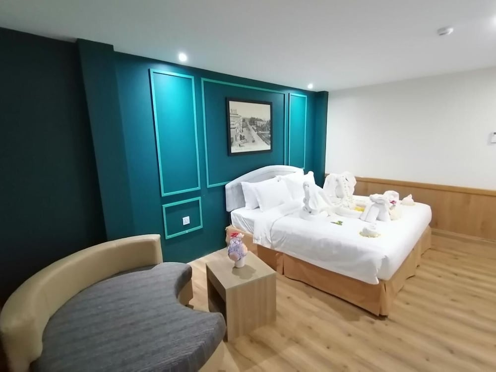 Фото Sanctuary Hotel Yangon