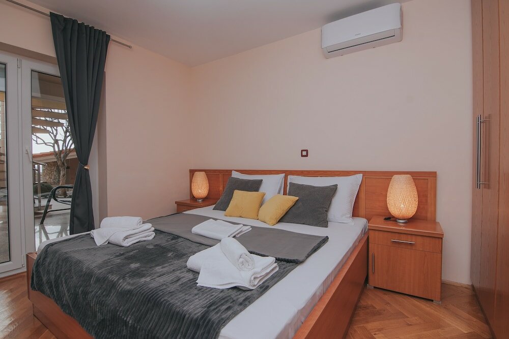 Фото Pool Apartments Tolo