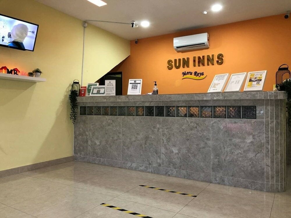 Фото Sun Inns Meru Raya