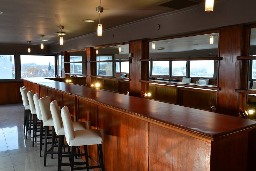 Фото Gran Hotel Mercedes